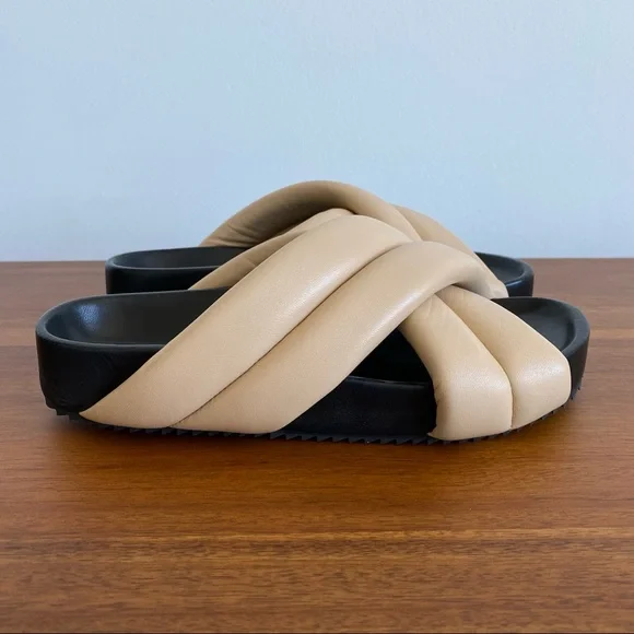 Jil Sander Beige Padded Leather Cross Strap Sandals - Picture 3 of 7